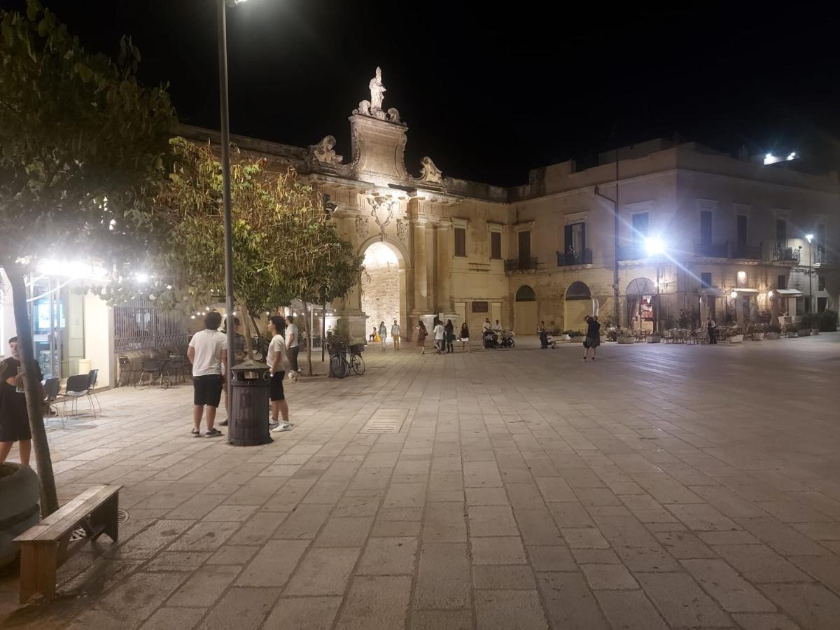 Aremu Hotel Lecce Buitenkant foto